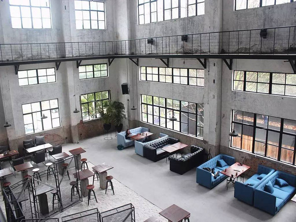 荐店︱这个旧厂房改造的咖啡馆把极限挑战男人帮都引来了!内有福利!